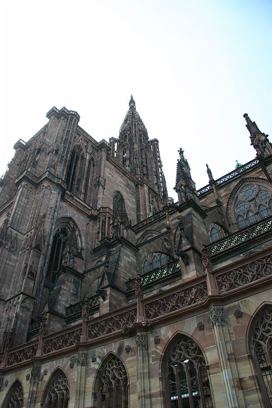 CRW_7708_JFR.JPG - Preparing to climb up the towers of the cathedral