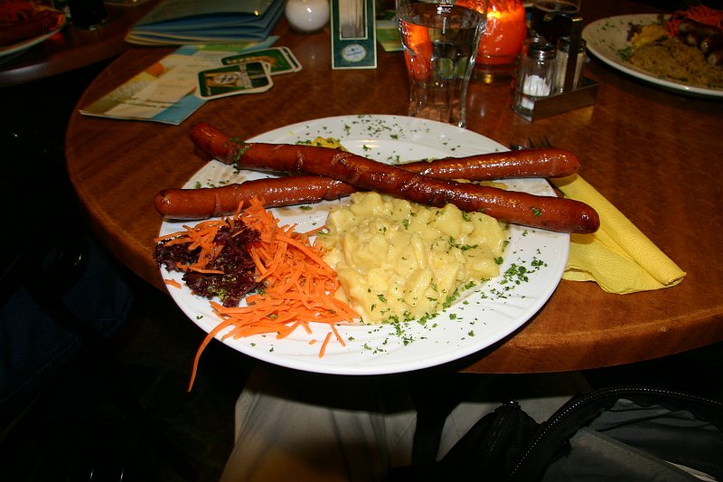 CRW_7509_JFR.JPG - Dinner - Fuerwurst (fire sausage)