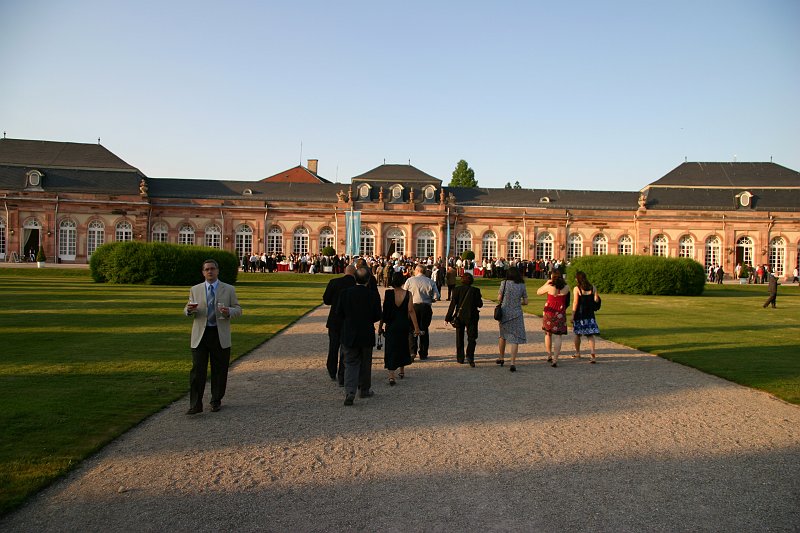 CRW_7588_JFR.JPG - Back to the party after my walk around